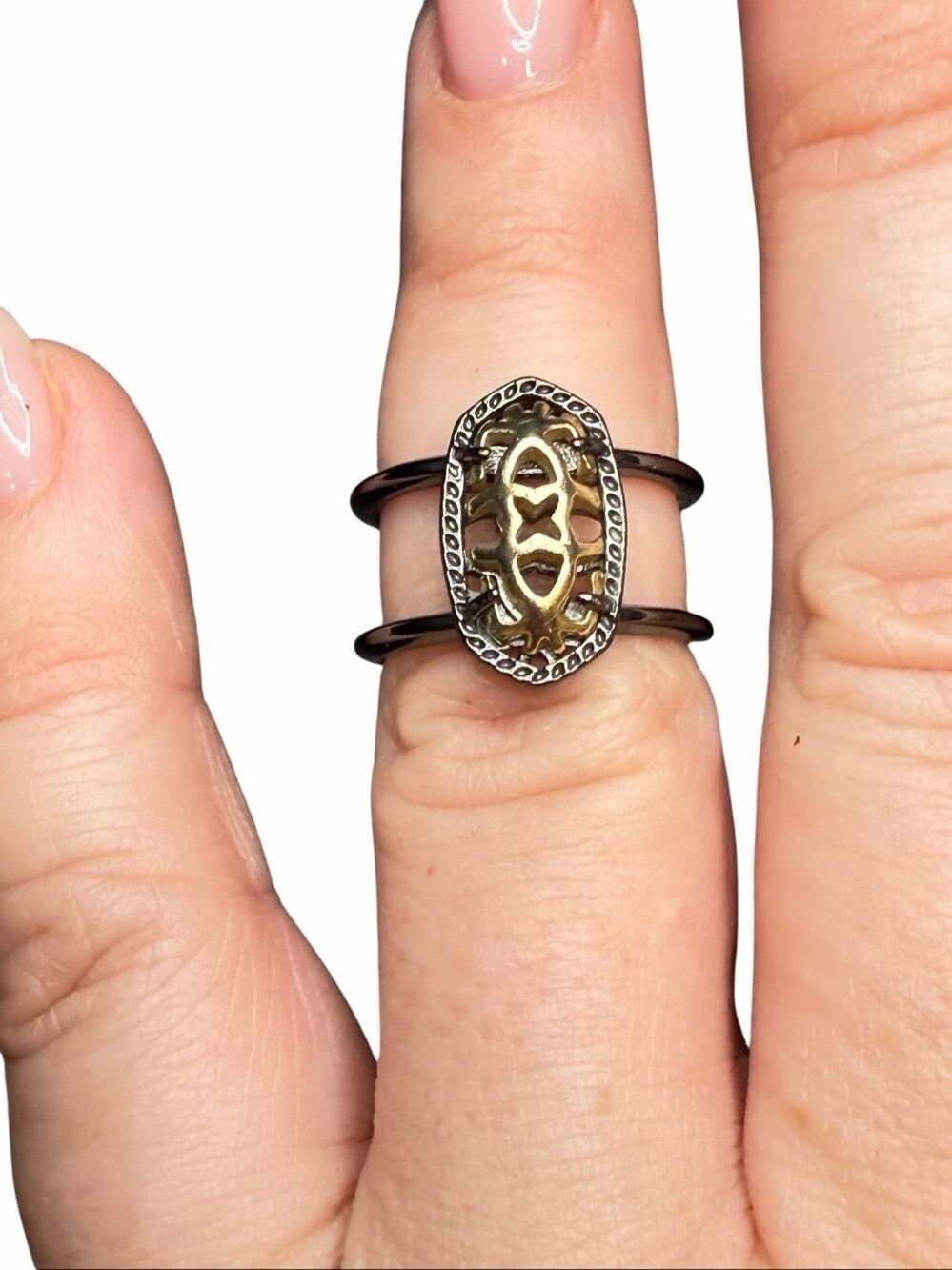 Kendra Scott vintage black and gold ring- size 5